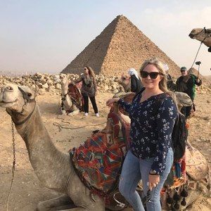 Meet your Posher, Holly